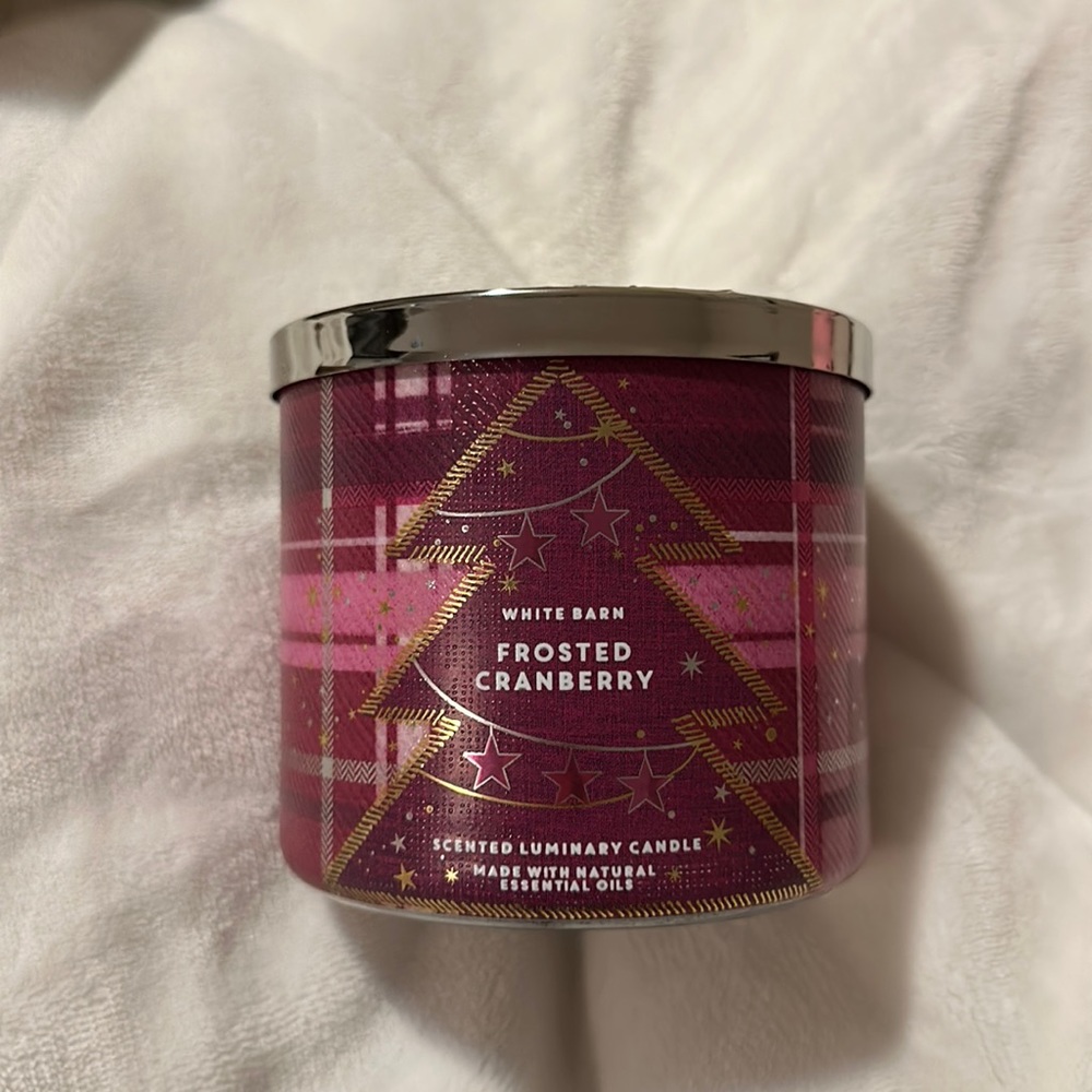 White Barn 3 Wick Candle